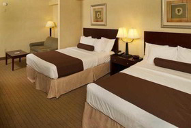 Holiday Inn Express & Suites Williamstown - Glassboro