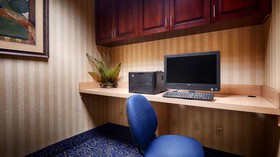 Holiday Inn Express & Suites Williamstown - Glassboro