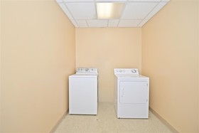 Holiday Inn Express & Suites Williamstown - Glassboro