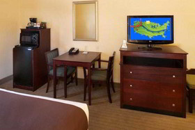 Holiday Inn Express & Suites Williamstown - Glassboro