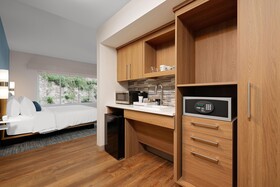 Element New York Wood-Ridge