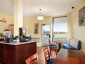 Days Inn by Wyndham Wrightstown