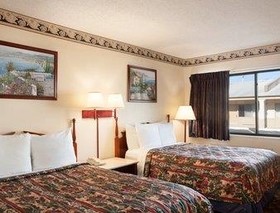 Days Inn by Wyndham Wrightstown