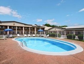 Days Inn by Wyndham Wrightstown