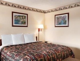 Days Inn by Wyndham Wrightstown