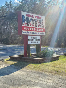 Hill Top Motel