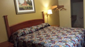 Lodge Inn Wrightstown