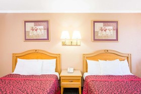 Days Inn by Wyndham Alamogordo