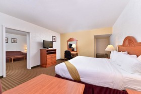 The Classic Desert Aire Hotel