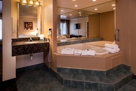 Best Western Airport Albuquerque InnSuites Hotel & Suites