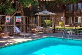 Best Western Airport Albuquerque InnSuites Hotel & Suites