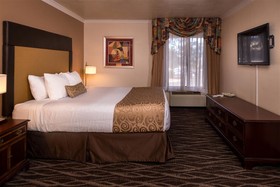 Best Western Airport Albuquerque InnSuites Hotel & Suites
