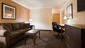 Best Western Airport Albuquerque InnSuites Hotel & Suites