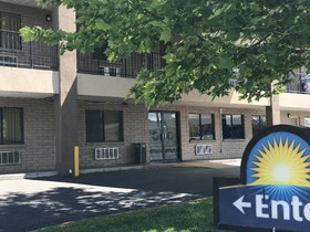 Days Inn by Wyndham Albuquerque West