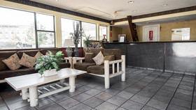 Super 8 by Wyndham Albuquerque Downtown