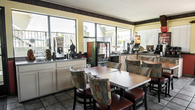 Super 8 by Wyndham Albuquerque Downtown