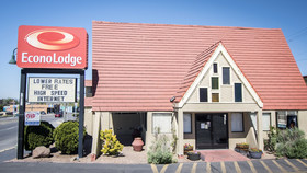 Super 8 by Wyndham Albuquerque Downtown