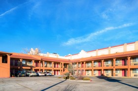 Econo Lodge Midtown