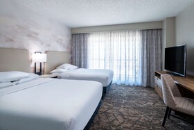 Embassy Suites Albuquerque - Hotel & Spa