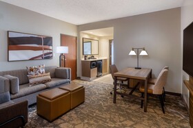 Embassy Suites Albuquerque - Hotel & Spa