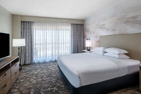 Embassy Suites Albuquerque - Hotel & Spa