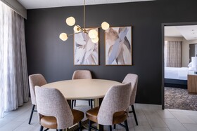 Embassy Suites Albuquerque - Hotel & Spa