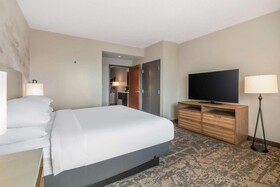 Embassy Suites Albuquerque - Hotel & Spa