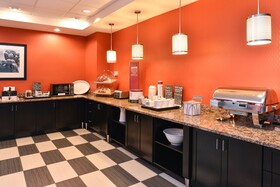 Hampton Inn & Suites Albuquerque Coors Road