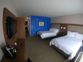 Holiday Inn Express & Suites Albuquerque Historic Old Town