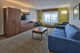 Holiday Inn Express & Suites Albuquerque Historic Old Town