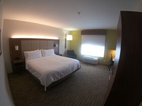 Holiday Inn Express & Suites Albuquerque Historic Old Town