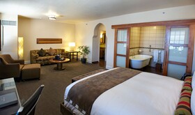 Hotel Andaluz Albuquerque, Curio Collection by Hilton