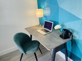 Hotel Zazz