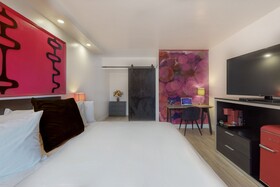 Hotel Zazz