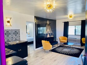 Hotel Zazz