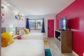 Hotel Zazz