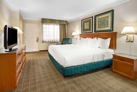 La Quinta Inn by Wyndham Albuquerque Airport