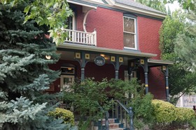 The Mauger Estate Bed & Breakfast
