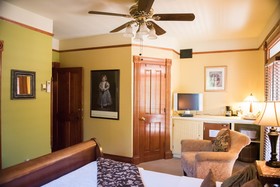 The Mauger Estate Bed & Breakfast