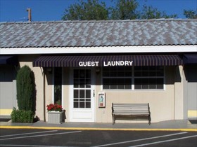 Monterey Non-Smokers Motel