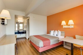 Motel 6 Albuquerque - Carlisle