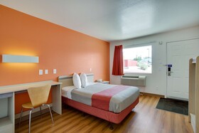 Motel 6 Albuquerque - Carlisle
