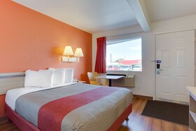Motel 6 Albuquerque - Carlisle