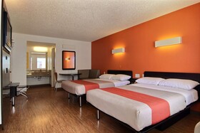 Motel 6 Albuquerque - Coors Road