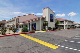 Motel 6 Albuquerque - Coors Road