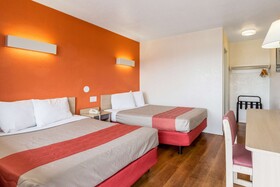 Motel 6 Albuquerque Northeast