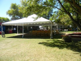 Red Horse Vineyard Bed & Breakfast