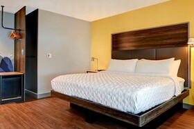 Tru by Hilton Albuquerque North I-25