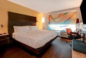 Tru by Hilton Albuquerque North I-25