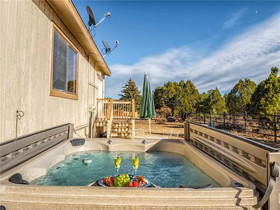 Naylor Mountain Retreat